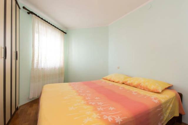 Apartmani Irena Veprinac Exteriör bild